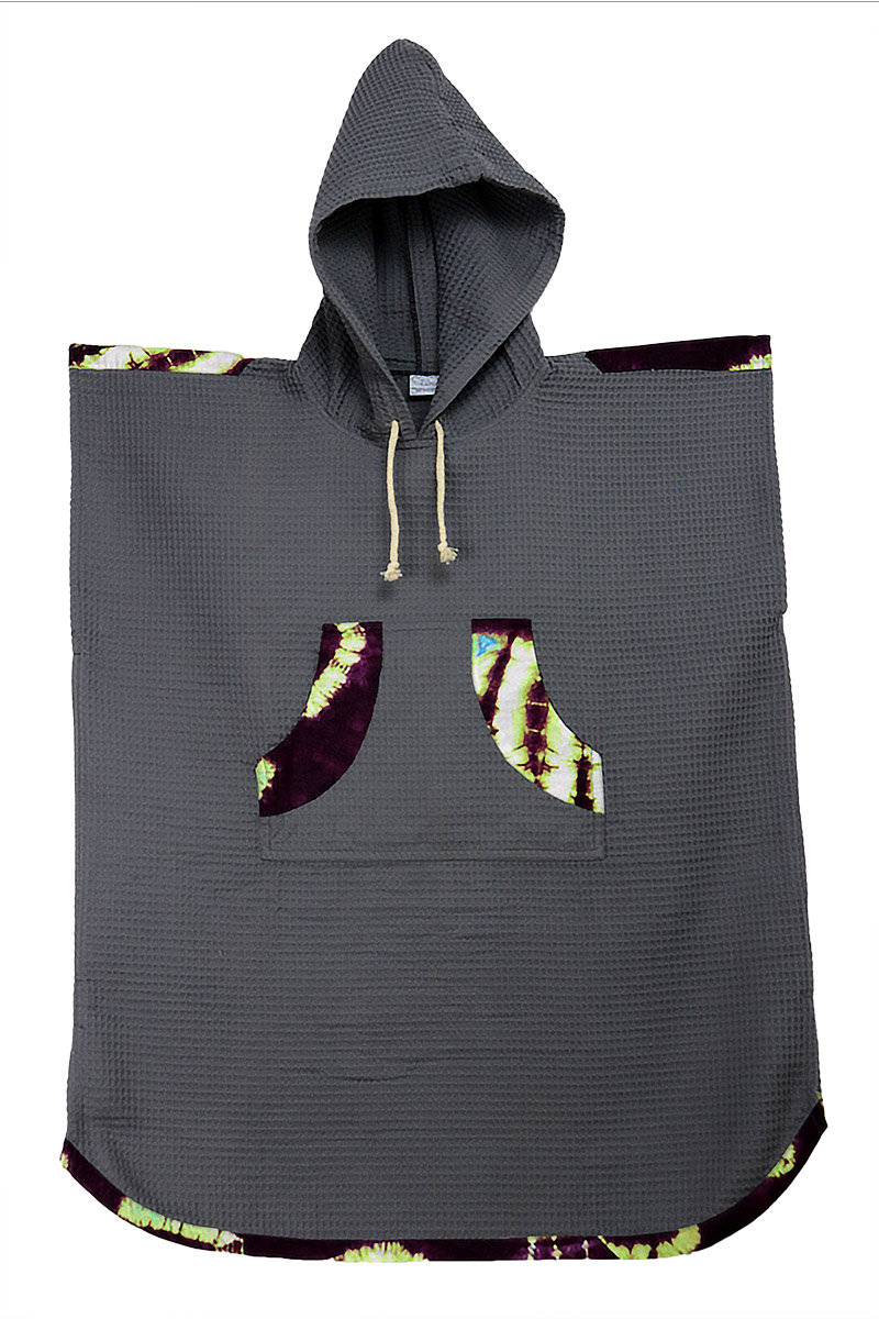 poncho de plage, sortie de bain, poncho surf en coton nid d'abeille avec pochette en tissu wax. Modèle femme, homme et enfant