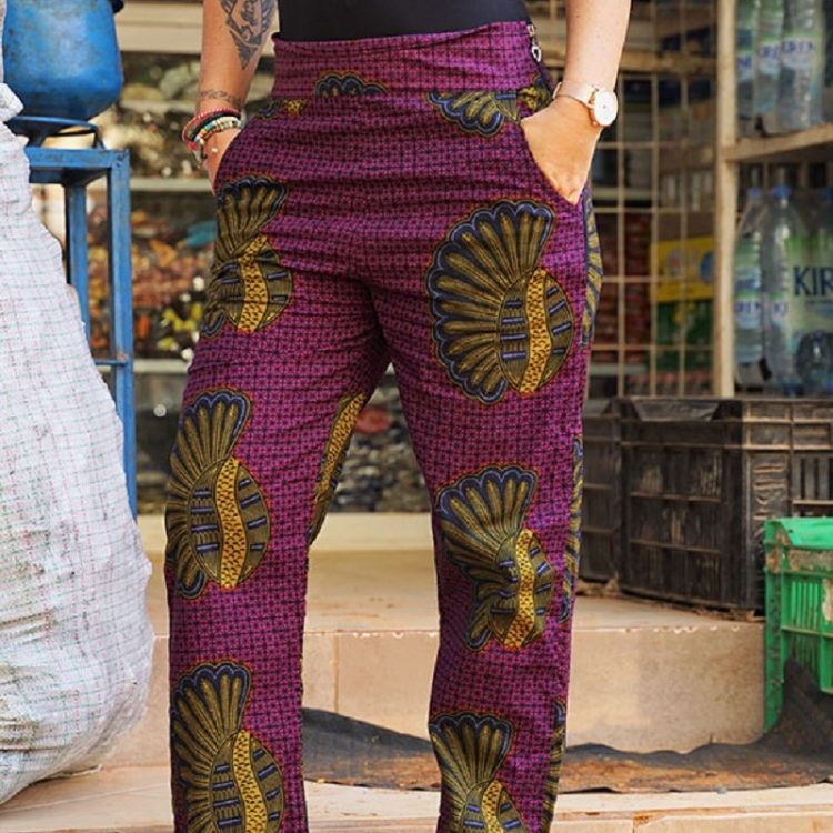 Pantalon coupe droite, taille haute en tissu wax, tissu africain motif St Louis Sénégal