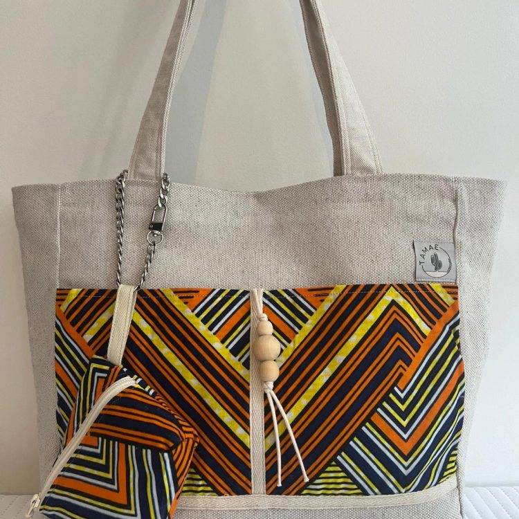 sac cabas en tissu wax avec sa pochette assortie
